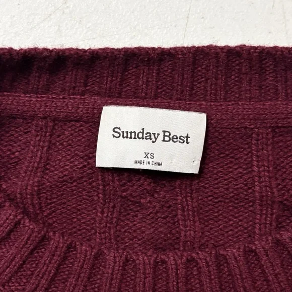 Aritzia Sunday Best Peggy Cropped Wool Blend Cable Knit Sweater in Marooned Red - Picture 5 of 7